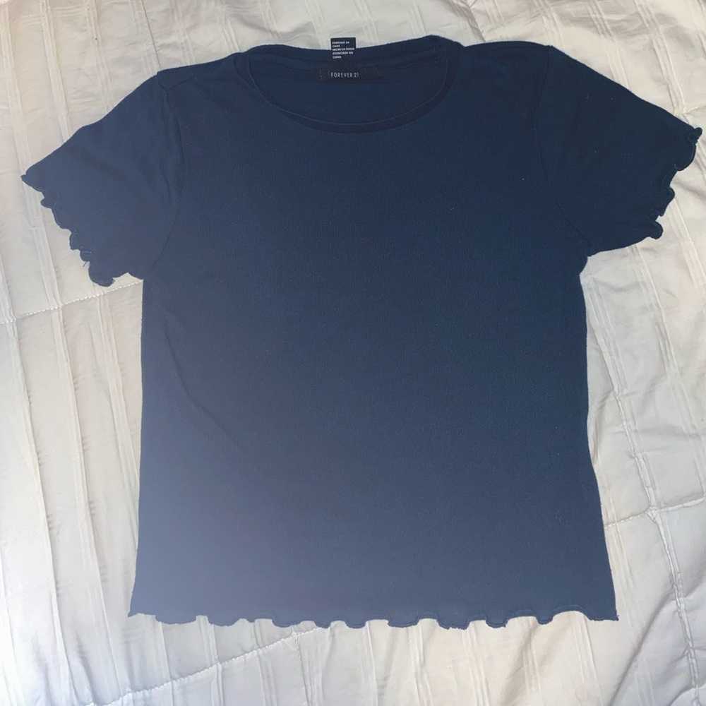 Forever 21 lettuce trim emerald green shirt